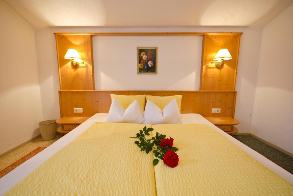 Apart-Pension Wasserfall Neustift im Stubaital Zimmer foto